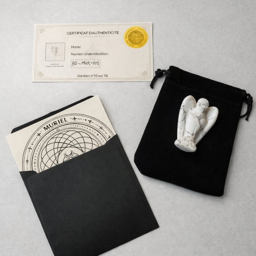 Muriel Howlite Blanche